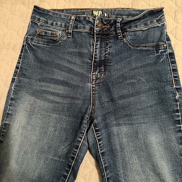 REWASH~SKINNY ~ HIGH RISE ~JEANS~27” - Picture 5 of 5